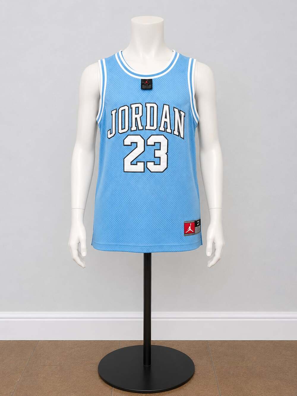 Michael Jordan 23 Basketball Jersey Youth Size XL Jordan Brand
